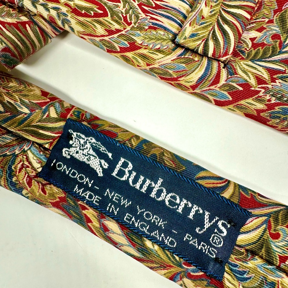 Very Good Condition Burberry Neck Tie - Picture 4 of 6